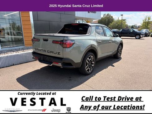 Used 2025 Hyundai Santa Cruz Limited AWD/4WD image 8