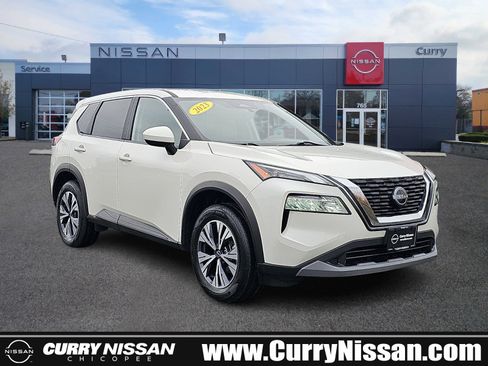 Certified 2023 Nissan Rogue SV image 1