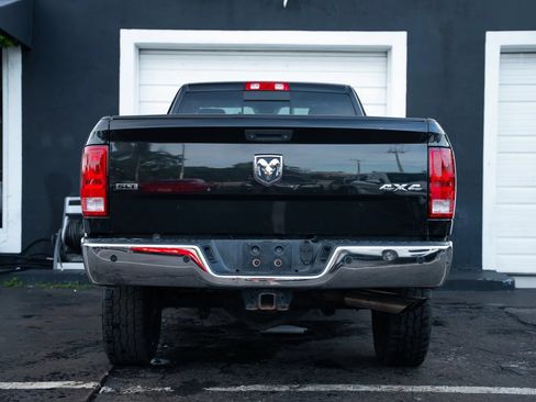 Used 2018 RAM 3500 SLT w/ Snow Chief Group AWD/4WD image 5