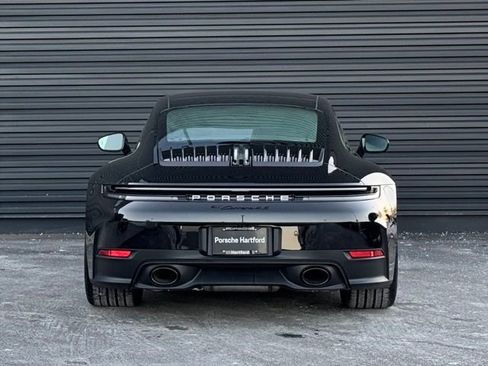 New 2026 Porsche 911 Carrera 4S image 6