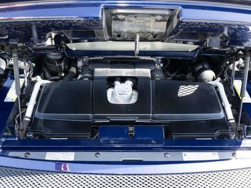 Used 2014 Audi R8 V8 w/ Convenience Package AWD/4WD image 38