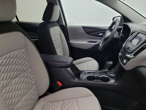Used 2021 Chevrolet Equinox LT image 21