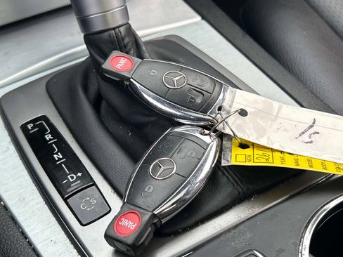 Used 2009 Mercedes-Benz C 300 4MATIC Sedan image 33