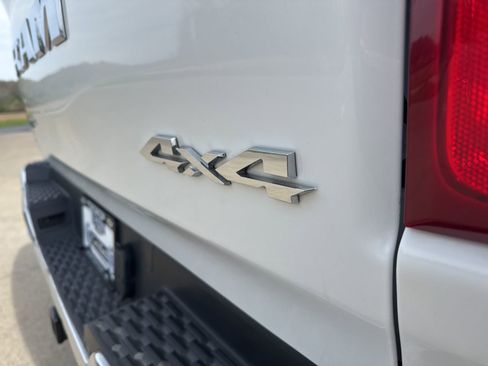 Used 2025 RAM 1500 Big Horn AWD/4WD image 7