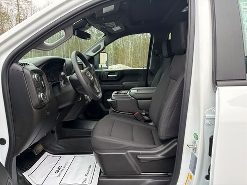 New 2026 GMC Sierra 3500 Pro w/ X31 Off-Road Package AWD/4WD image 10
