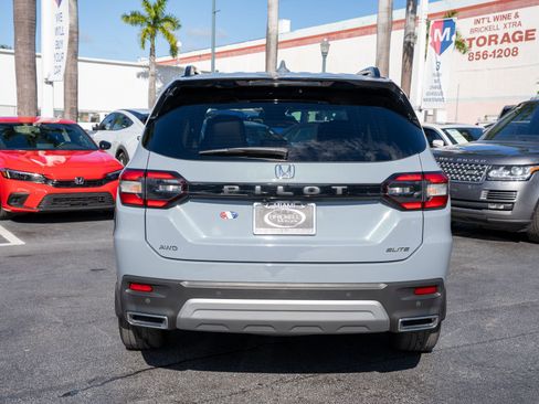 Certified 2023 Honda Pilot Elite image 6