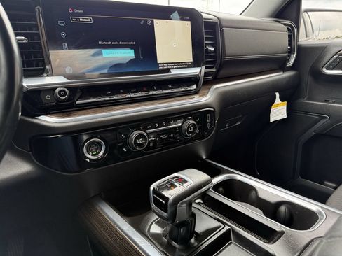 Used 2024 Chevrolet Silverado 1500 RST RWD image 16