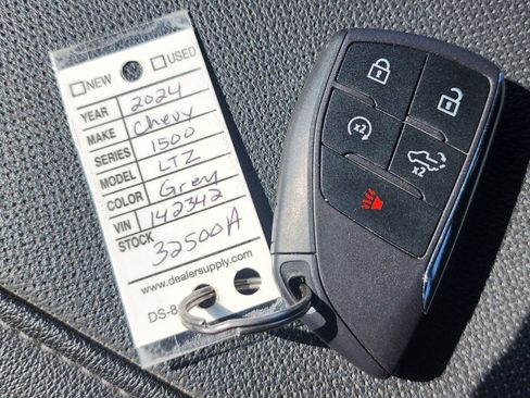 Certified 2024 Chevrolet Silverado 1500 LTZ image 22