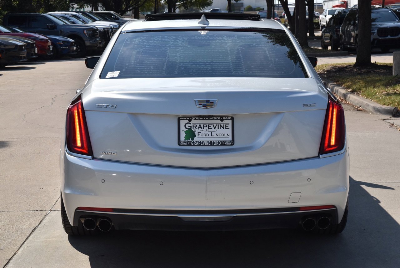 Used 2018 Cadillac CT6 Luxury AWD/4WD image 9