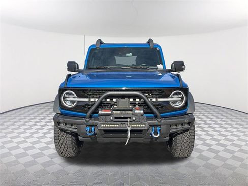 Used 2023 Ford Bronco Wildtrak image 2