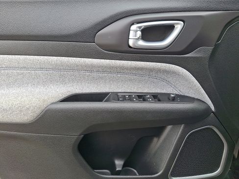 Used 2022 Jeep Compass Latitude w/ Convenience Group image 13