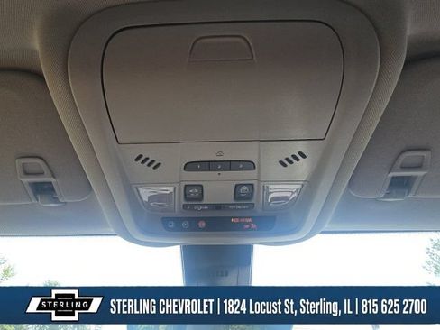 Used 2022 GMC Terrain SLT w/ Infotainment Package II AWD/4WD image 19