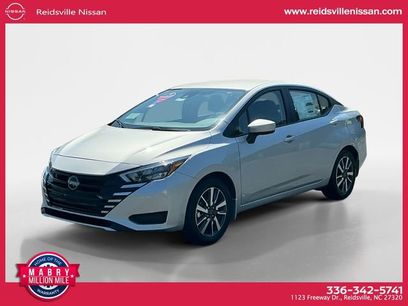 New 2025 Nissan Versa SV w/ Trunk Package