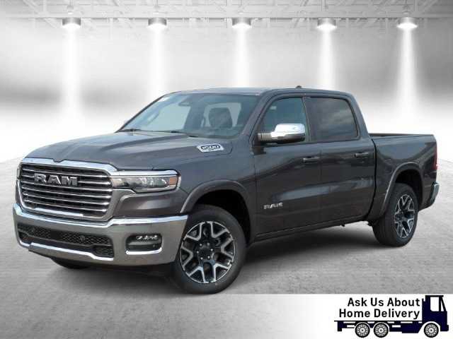 Used 2025 RAM 1500 Laramie AWD/4WD image 1
