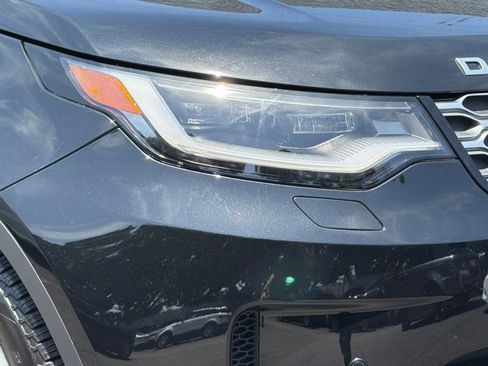 Certified 2025 Land Rover Discovery S AWD/4WD image 11