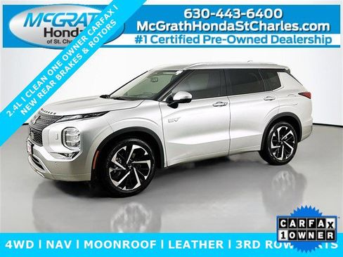 Used 2023 Mitsubishi Outlander SEL image 1