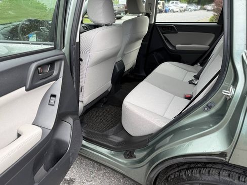 Used 2015 Subaru Forester 2.5i w/ Alloy Wheel Package AWD/4WD image 11