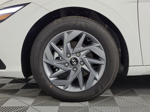 New 2025 Hyundai Elantra Blue image 35