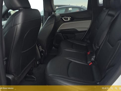 Used 2024 Jeep Compass Limited AWD/4WD image 14