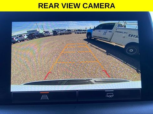 Used 2023 GMC Yukon XL SLT AWD/4WD image 11
