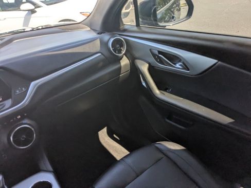 Used 2020 Chevrolet Blazer LT AWD/4WD image 17