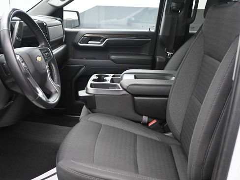 Used 2022 Chevrolet Silverado 1500 LT AWD/4WD image 13