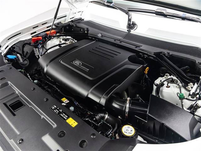 Used 2023 Land Rover Defender 110 S AWD/4WD image 12