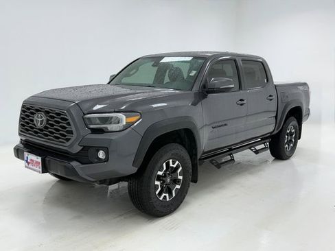 Used 2023 Toyota Tacoma TRD Off-Road AWD/4WD image 5