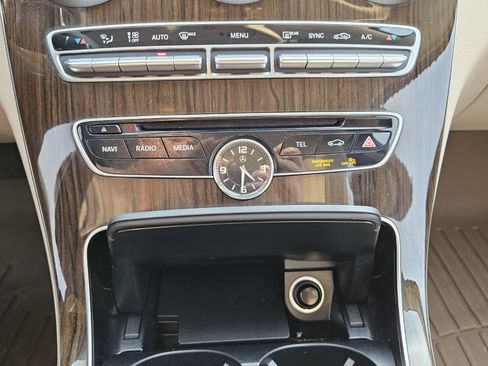 Used 2016 Mercedes-Benz C 300 Sedan image 10