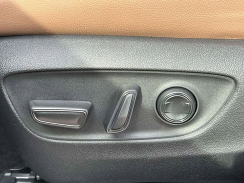 Certified 2026 Toyota Grand Highlander Platinum image 24