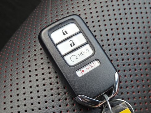 Used 2025 Honda Ridgeline Black Edition image 34