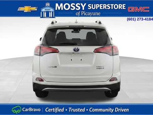 Used 2018 Toyota RAV4 Limited w/ Advanced Technology Package AWD/4WD image 9