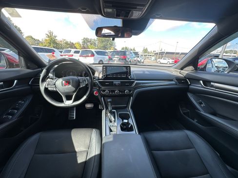 Used 2020 Honda Accord Sport image 29