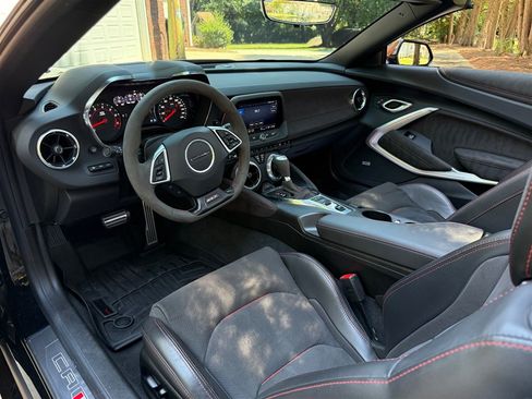 Used 2023 Chevrolet Camaro ZL1 RWD image 50
