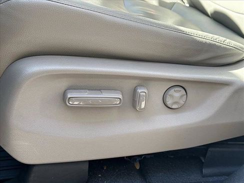 Used 2018 Honda Odyssey Elite image 18