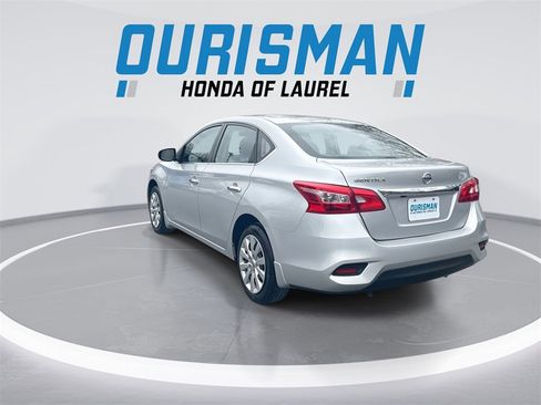 Used 2019 Nissan Sentra S image 6