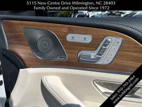 Used 2025 Mercedes-Benz GLS 450 4MATIC image 45