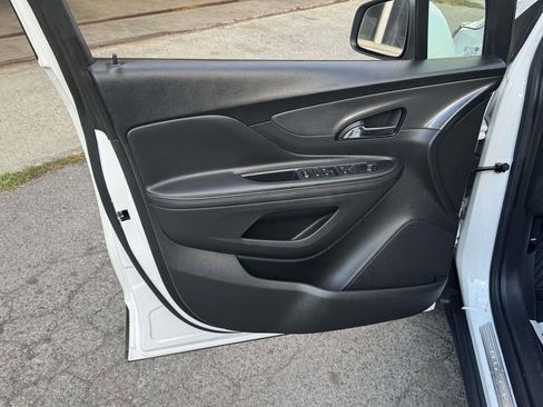 Used 2022 Buick Encore Preferred w/ Safety Package image 16