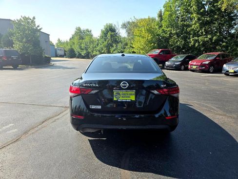 Used 2023 Nissan Sentra SV w/ Trunk Package image 6
