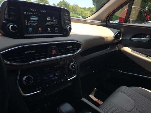 Used 2019 Hyundai Santa Fe SEL FWD image 26