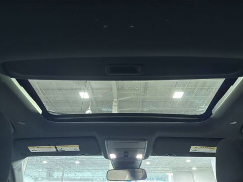 Used 2023 Honda CR-V Sport image 28