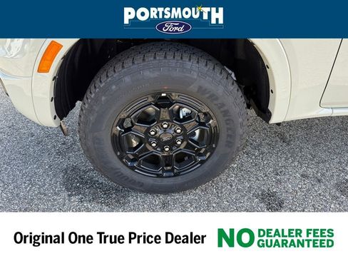 New 2025 Ford Ranger XLT w/ Black Appearance Package image 29