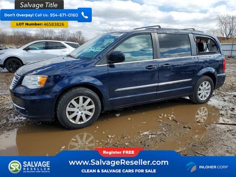 Used 2016 Chrysler Town & Country Touring image 1