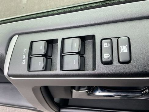 Used 2022 Toyota 4Runner SR5 Premium w/ Moonroof Package AWD/4WD image 29