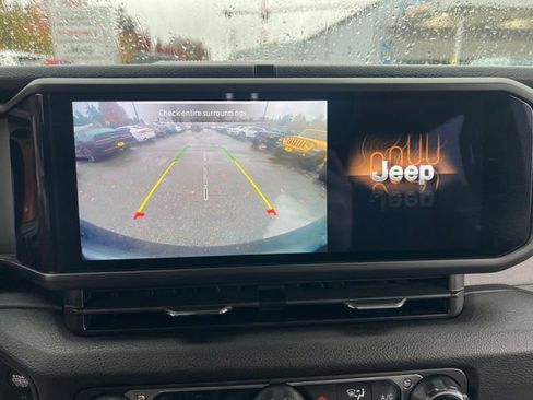 Used 2024 Jeep Wrangler Sport S image 16