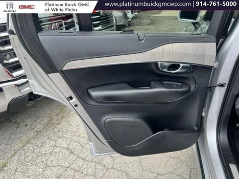 Used 2022 Volvo XC90 T6 Inscription w/ Advanced Package image 12