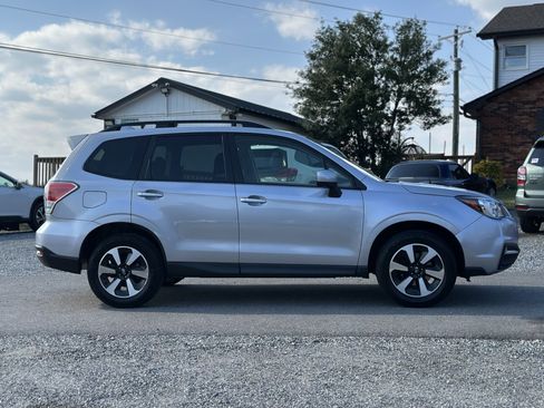 Used 2018 Subaru Forester 2.5i Premium image 2