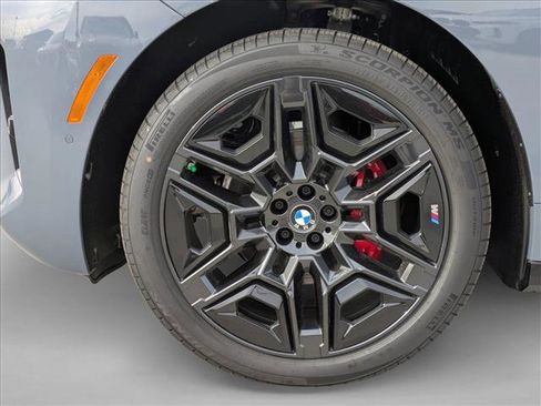 New 2026 BMW iX xDrive60 image 10