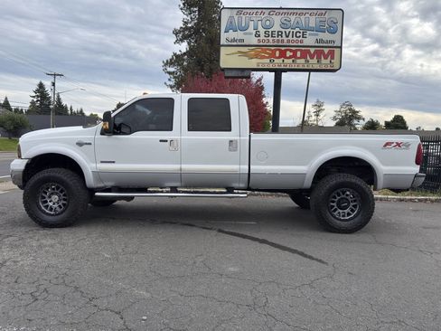 Used 2005 Ford F350 Lariat image 14