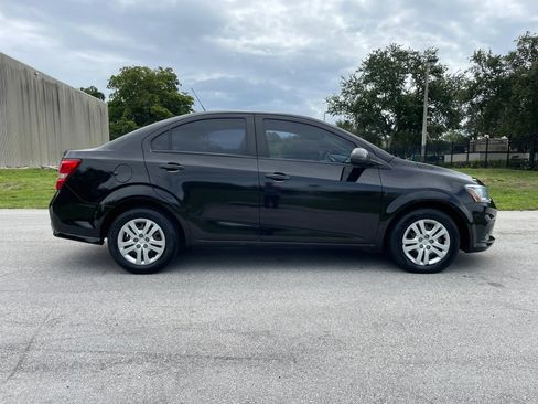 Used 2017 Chevrolet Sonic LS FWD image 9